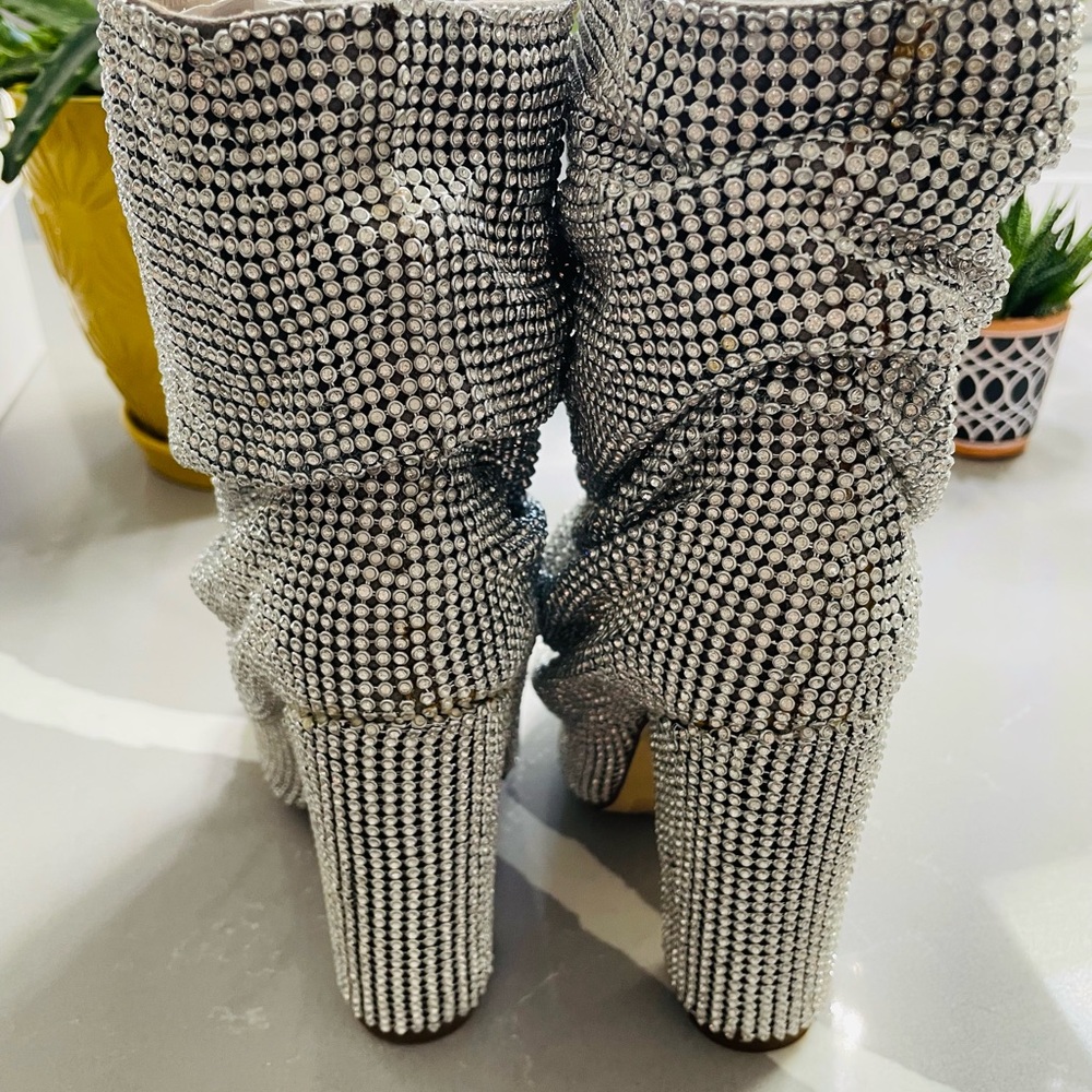 by the way. Black and White Houndstooth Heeled Boots - Picture 3 of 7